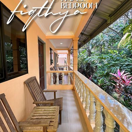 Fiqthya Chalet & Cafe Kampong Ayer Batang Экстерьер фото