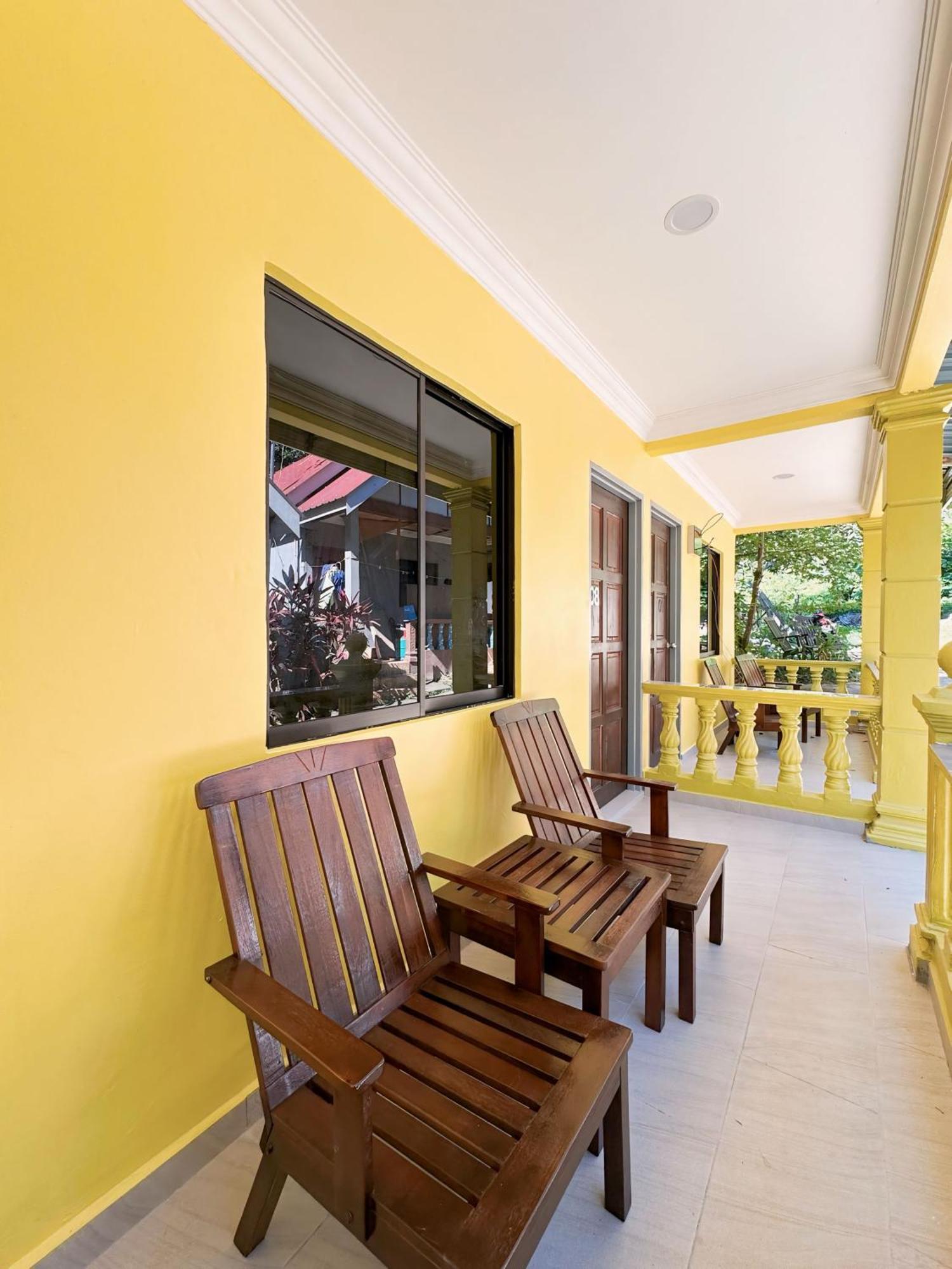 Fiqthya Chalet & Cafe Kampong Ayer Batang Экстерьер фото